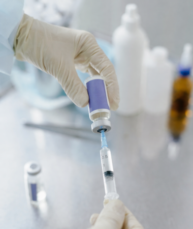 Injetando medicação pharma north